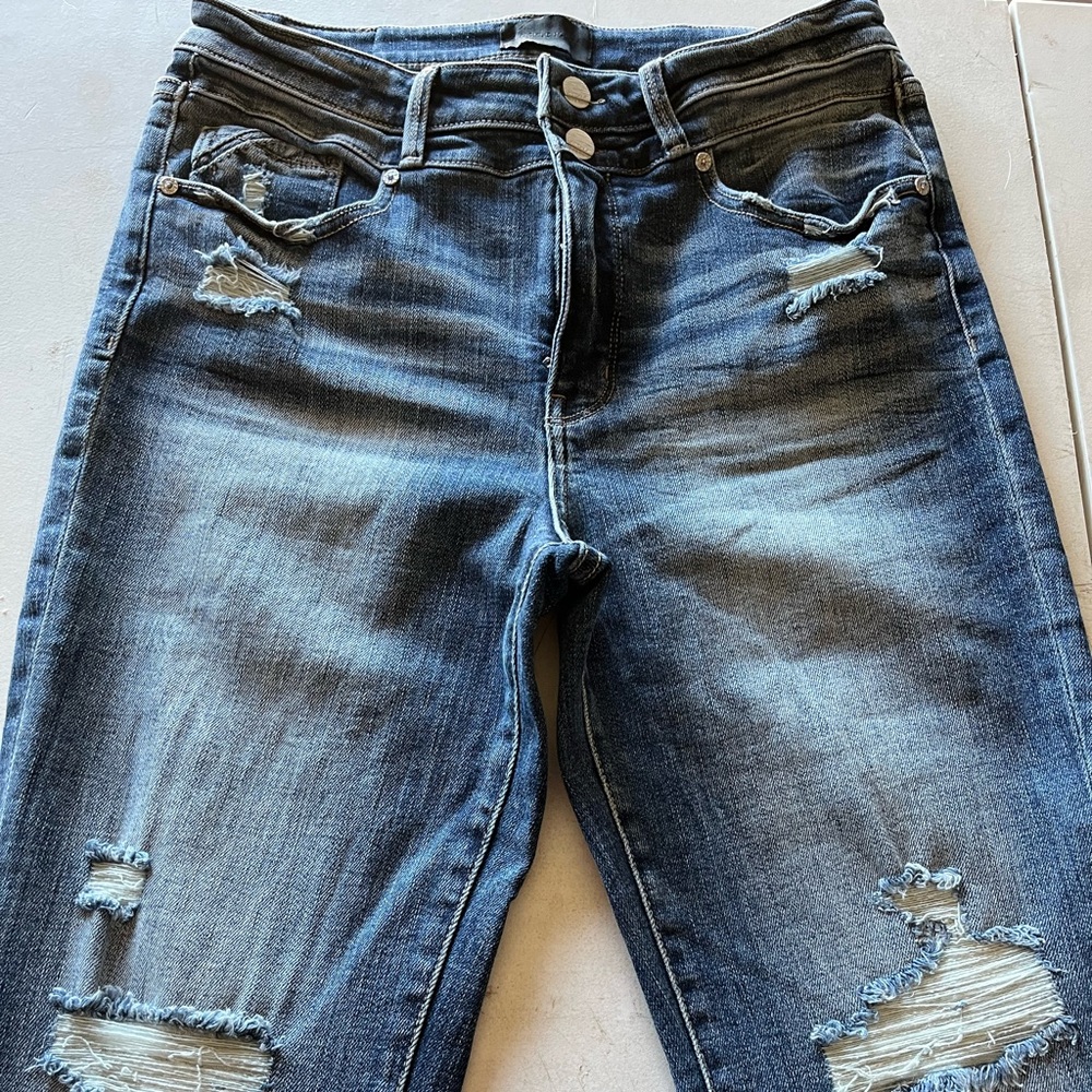Buckle black, high-rise flare jeans size 30 x 32